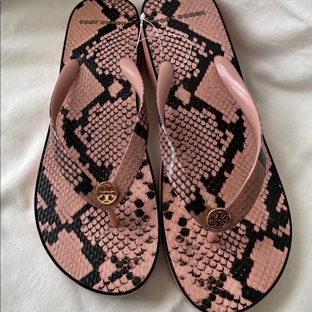 Tory Burch wedge flip flop 9.0
